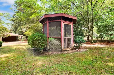 Exterior - 5859 Chalet Dr N, Mobile, AL 36608 photo 12 of 20