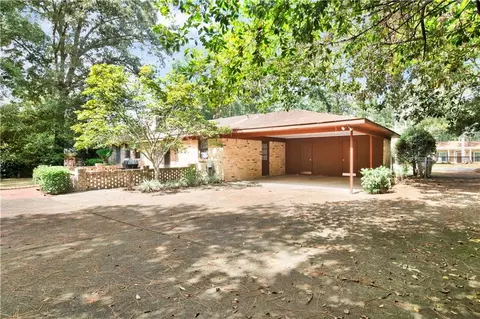 Exterior - 5859 Chalet Dr N, Mobile, AL 36608 photo 4 of 20