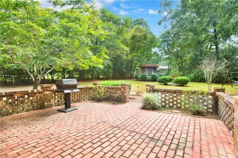 Exterior - 5859 Chalet Dr N, Mobile, AL 36608 photo 7 of 20