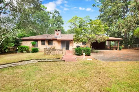 Exterior - 5859 Chalet Dr N, Mobile, AL 36608 photo 5 of 20
