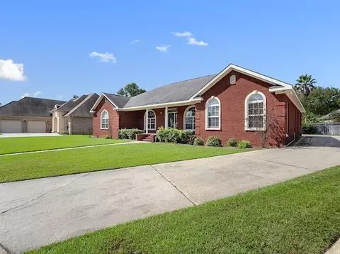 1484 Pebble Creek Dr, Mobile, AL 36695