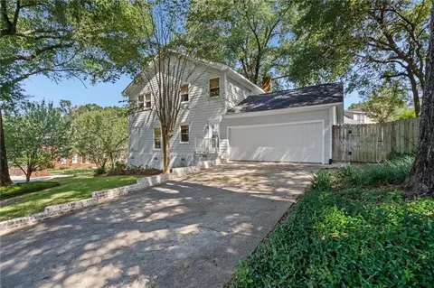Exterior - 1100 Bristol Ct, Mobile, AL 36608 photo 5 of 7