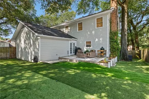Exterior - 1100 Bristol Ct, Mobile, AL 36608 photo 3 of 7
