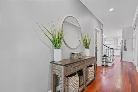 Entry Way - 1100 Bristol Ct, Mobile, AL 36608 photo 3 of 3