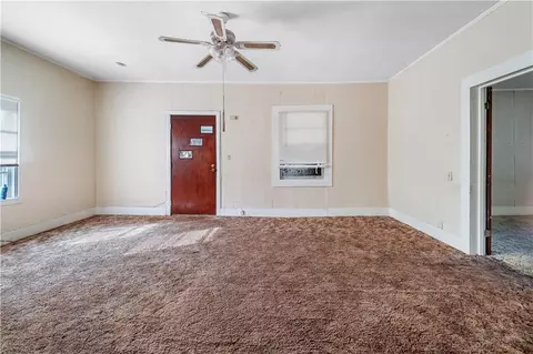Living - 604 8th St N, Clanton, AL 35045 photo 5 of 5