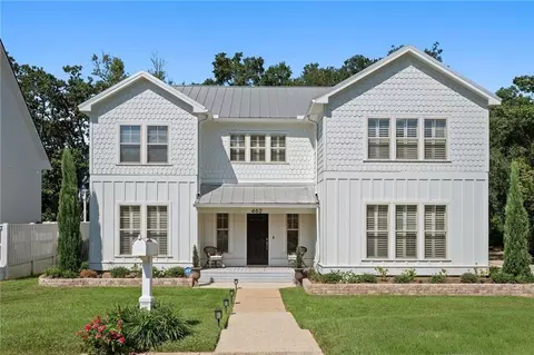 462 Satsuma St, Fairhope, AL 36532