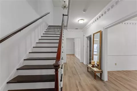 Entry Way - 3658 Dawes Rd, Mobile, AL 36695 photo 1 of 8