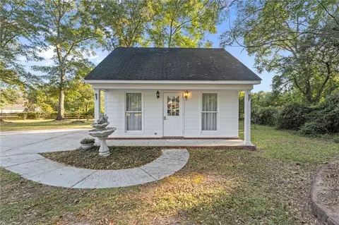 Exterior - 3658 Dawes Rd, Mobile, AL 36695 photo 13 of 17