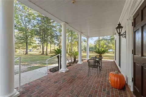 Exterior - 3658 Dawes Rd, Mobile, AL 36695 photo 8 of 17