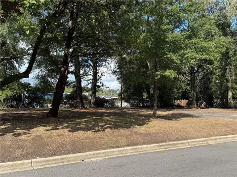 2450 Odette Ave, Mobile, AL 36605