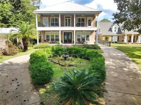 3969 Scenic Dr, Mobile, AL 36605