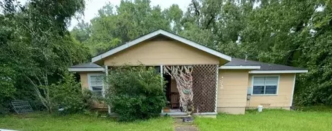 1512 Canal Rd, Mobile, AL 36605