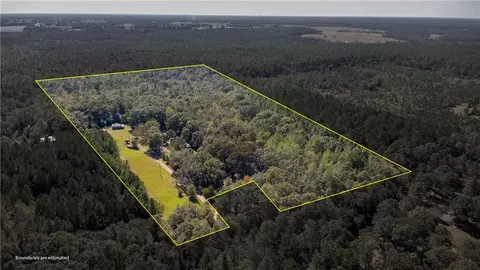 2871 Whitetail Dr, Wilmer, AL 36587