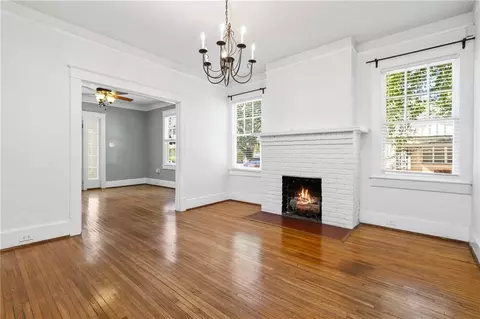 Living - 1958 Myrtle Ave, Mobile, AL 36606 photo 3 of 4