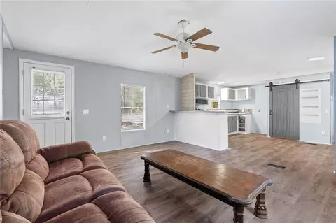 Living - 843 Bryant St, Mobile, AL 36608 photo 3 of 3