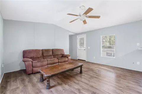 Living - 843 Bryant St, Mobile, AL 36608 photo 2 of 3