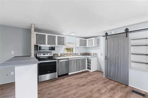 Kitchen - 843 Bryant St, Mobile, AL 36608 photo 1 of 2