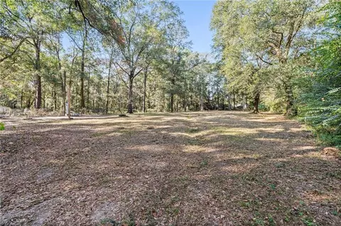 Exterior - 843 Bryant St, Mobile, AL 36608 photo 5 of 6