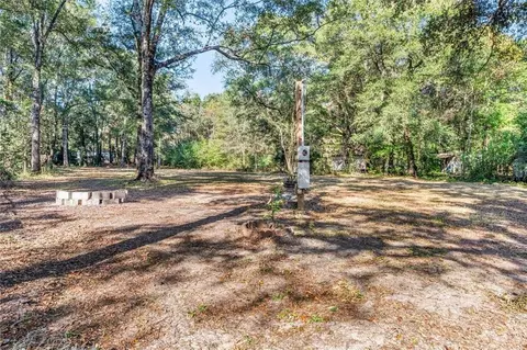 Exterior - 843 Bryant St, Mobile, AL 36608 photo 2 of 6