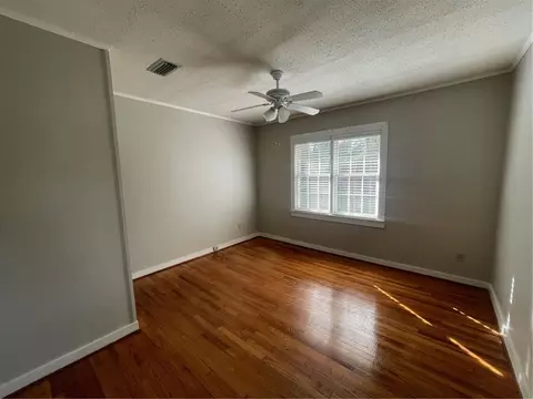 Bedroom - 2950 Riverside Dr, Mobile, AL 36605 photo 3 of 11
