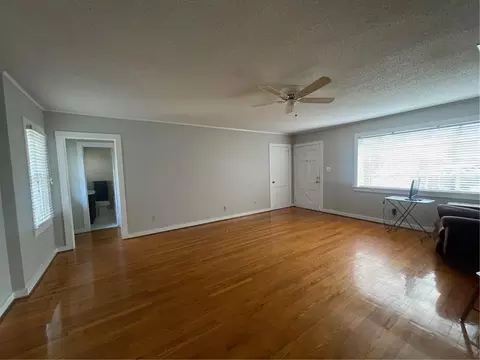 Living - 2950 Riverside Dr, Mobile, AL 36605 photo 1 of 7