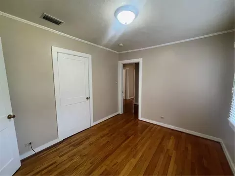 Bedroom - 2950 Riverside Dr, Mobile, AL 36605 photo 7 of 11