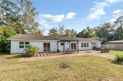 Exterior - 4082 Dawson Dr, Mobile, AL 36619 photo 3 of 8