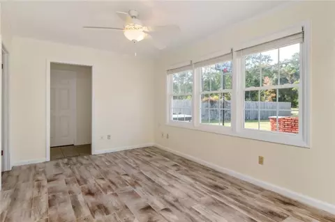 Living - 4082 Dawson Dr, Mobile, AL 36619 photo 1 of 4