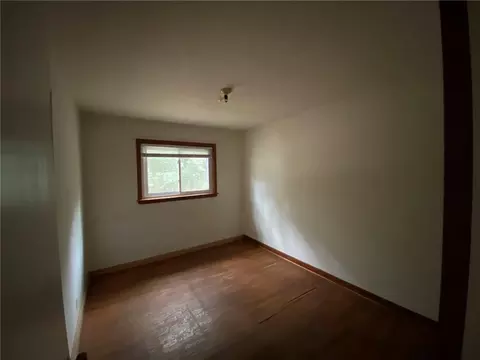 Bedroom - 2001 Ostrom Dr, Mobile, AL 36605 photo 1 of 3