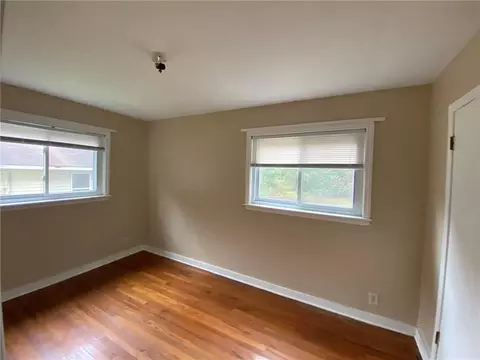 Bedroom - 2001 Ostrom Dr, Mobile, AL 36605 photo 2 of 3