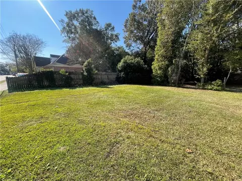 Exterior - 2551 Kossow St, Mobile, AL 36607 photo 2 of 2