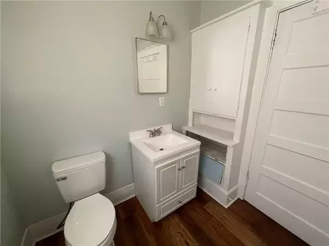 Bath - 2551 Kossow St, Mobile, AL 36607 photo 3 of 3