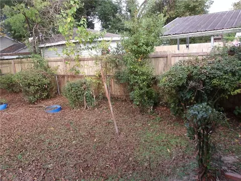 Exterior - 1706 Lomeroy St, Mobile, AL 36604 photo 7 of 8