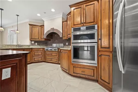 Kitchen - 5533 River Landing Dr, Mobile, AL 36619 photo 2 of 5