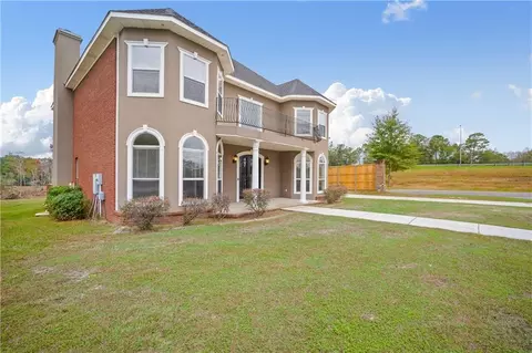 Exterior - 5533 River Landing Dr, Mobile, AL 36619 photo 3 of 3