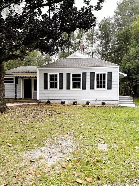 2715 Briley St, Mobile, AL 36606