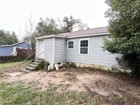 Exterior - 511 Avondale Ct, Mobile, AL 36617 photo 3 of 4