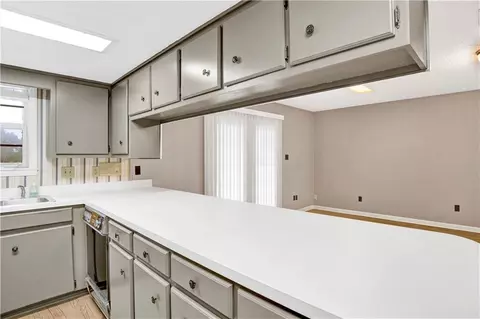 Kitchen - 7820 Fordham Rd, Mobile, AL 36619 photo 6 of 8
