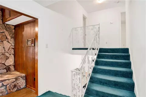 Entry Way - 7820 Fordham Rd, Mobile, AL 36619 photo 3 of 3