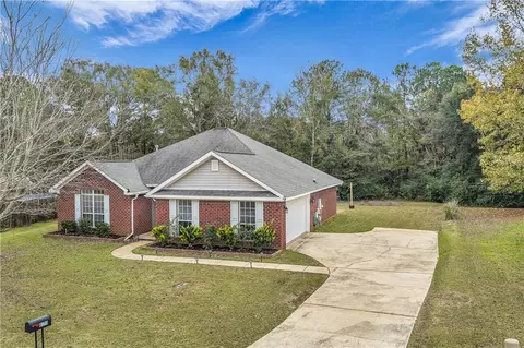 8171 Woodland Hills Dr, Semmes, AL 36575