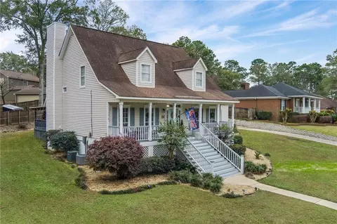 Exterior - 1291 Carson Rd W, Mobile, AL 36695 photo 2 of 7
