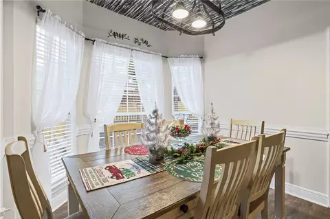 Dining - 1291 Carson Rd W, Mobile, AL 36695 photo 2 of 2