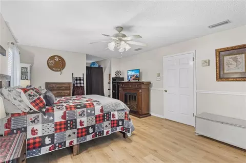 Bedroom - 1291 Carson Rd W, Mobile, AL 36695 photo 3 of 4