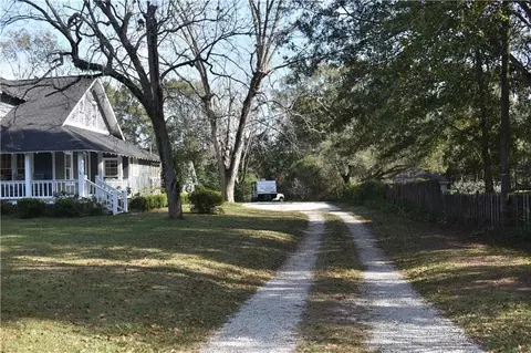 Exterior - 3699 Dawes Rd, Mobile, AL 36695 photo 2 of 11