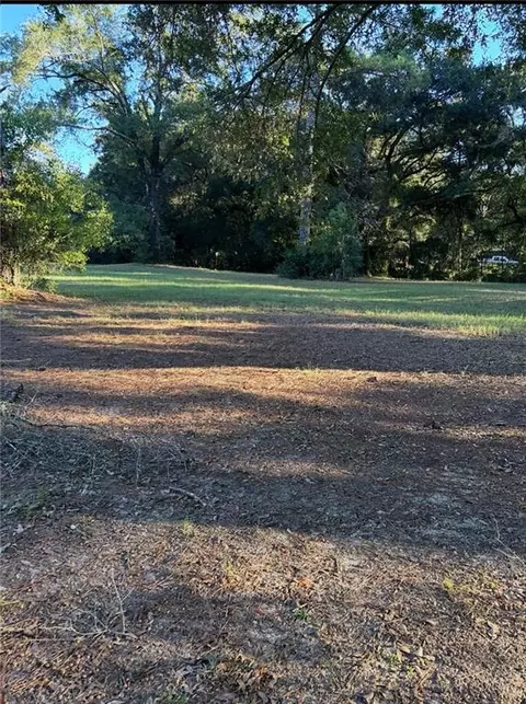 5741 Hillview Rd, Mobile, AL 36619