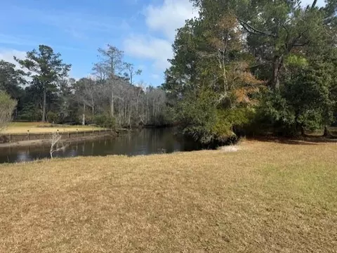 0 Simonson St, Bayou La Batre, AL 36509