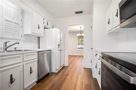 Kitchen - 1586 Regency Dr, Mobile, AL 36693 photo 1 of 3