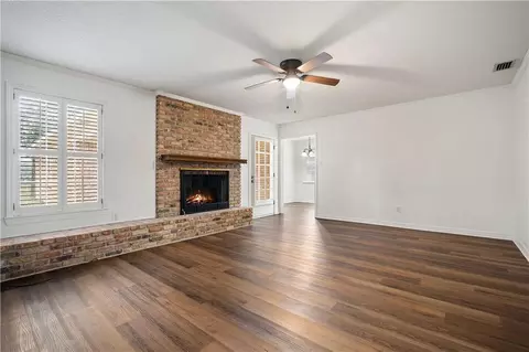 Living - 1586 Regency Dr, Mobile, AL 36693 photo 1 of 4