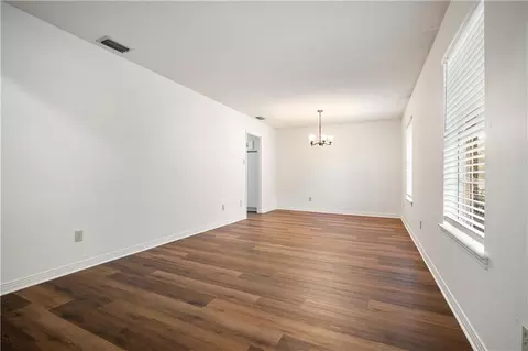 Living - 1586 Regency Dr, Mobile, AL 36693 photo 3 of 4