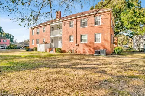 Exterior - 214 Upham St #7A, Mobile, AL 36607 photo 4 of 9